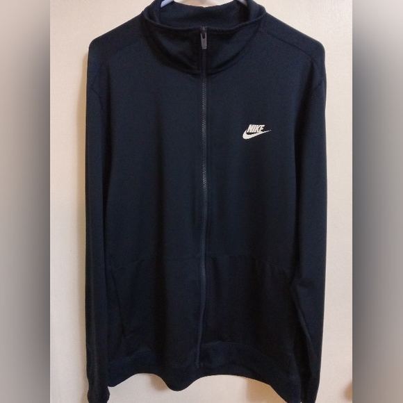 Mens Nike Light Zip Up Jacket New Without Tags From Smoke Free Home - Picture 1 of 6